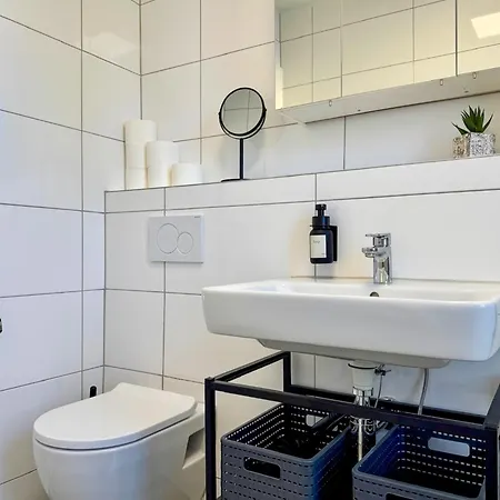 Zentrale Ruhige 3 Zimmer Wohnung Zum Wohlfuehlen Basel Exterior photo